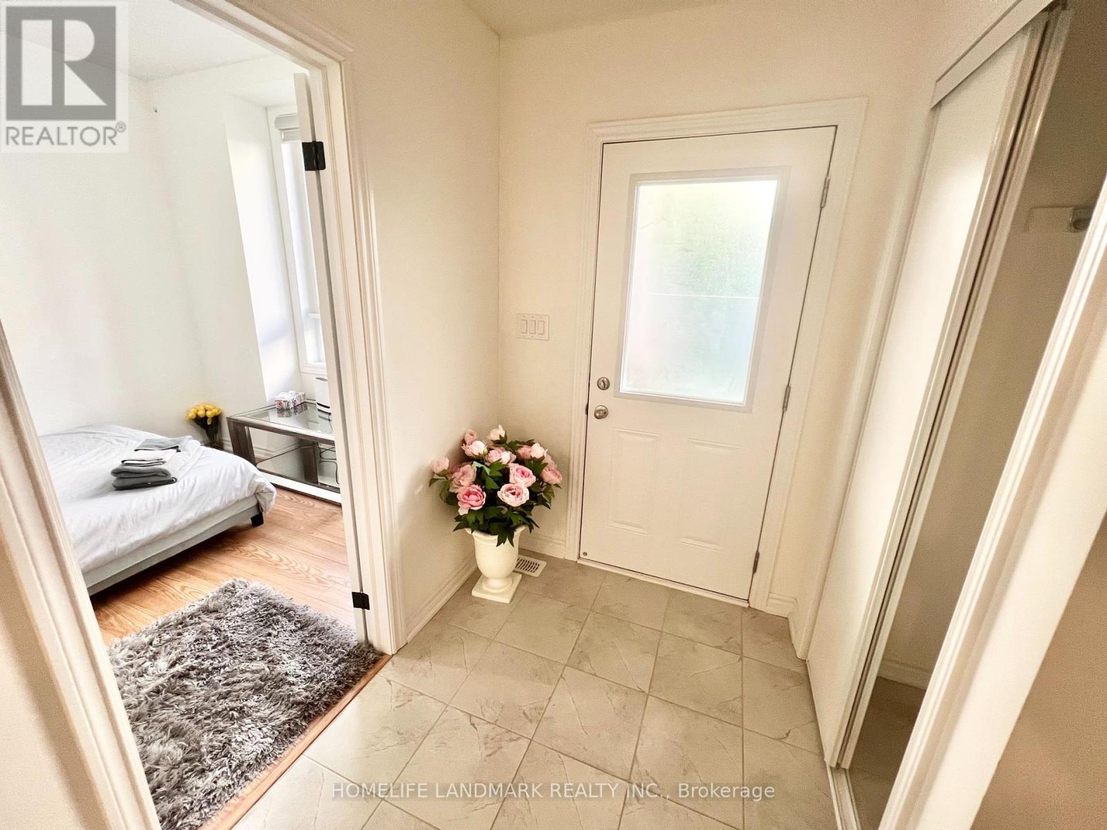 71 Massachusetts Lane, Markham, Ontario  L6E 2C1 - Photo 20 - N12435808