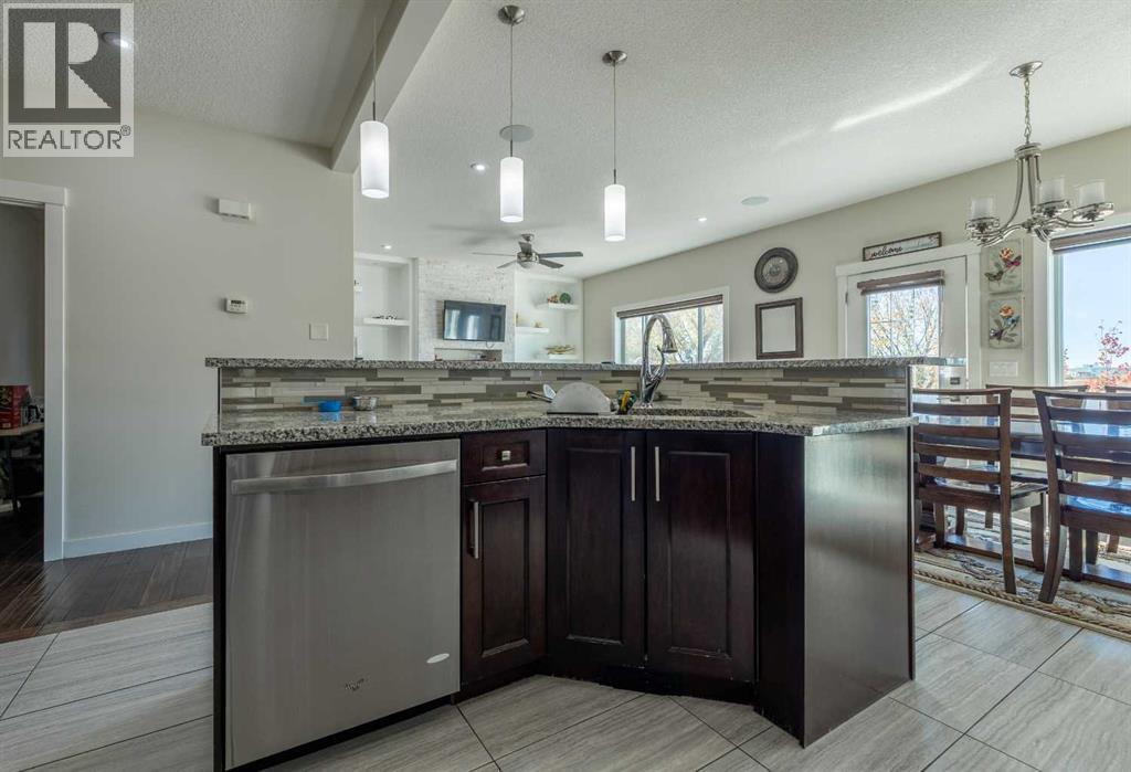 43 Saddlecreek Crescent Ne, Calgary, Alberta  T3J 4V5 - Photo 8 - A2263375