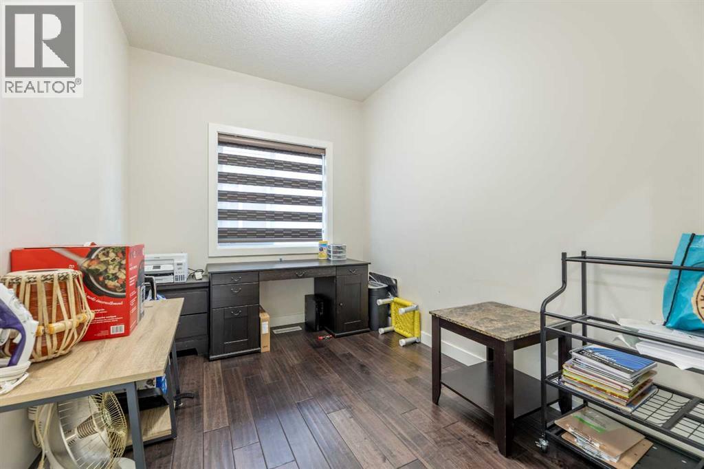 43 Saddlecreek Crescent Ne, Calgary, Alberta  T3J 4V5 - Photo 12 - A2263375