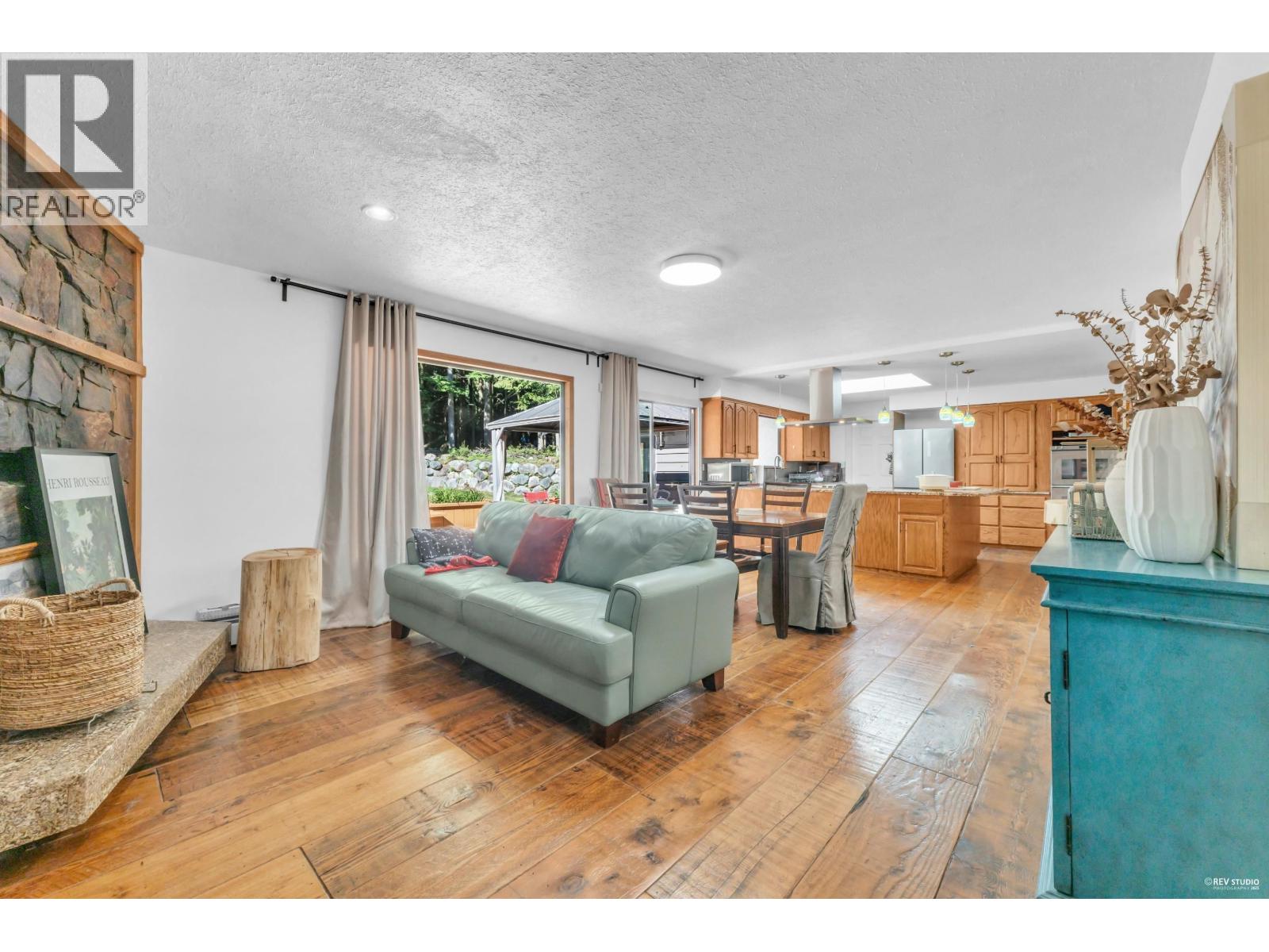 12643 Garibaldi Street, Maple Ridge, British Columbia  V2W 1N5 - Photo 10 - R3058478