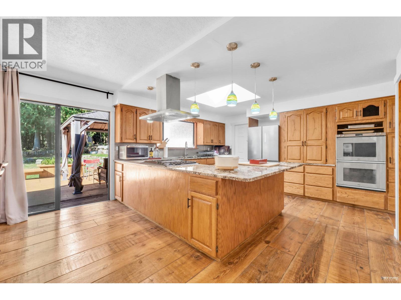 12643 Garibaldi Street, Maple Ridge, British Columbia  V2W 1N5 - Photo 6 - R3058478