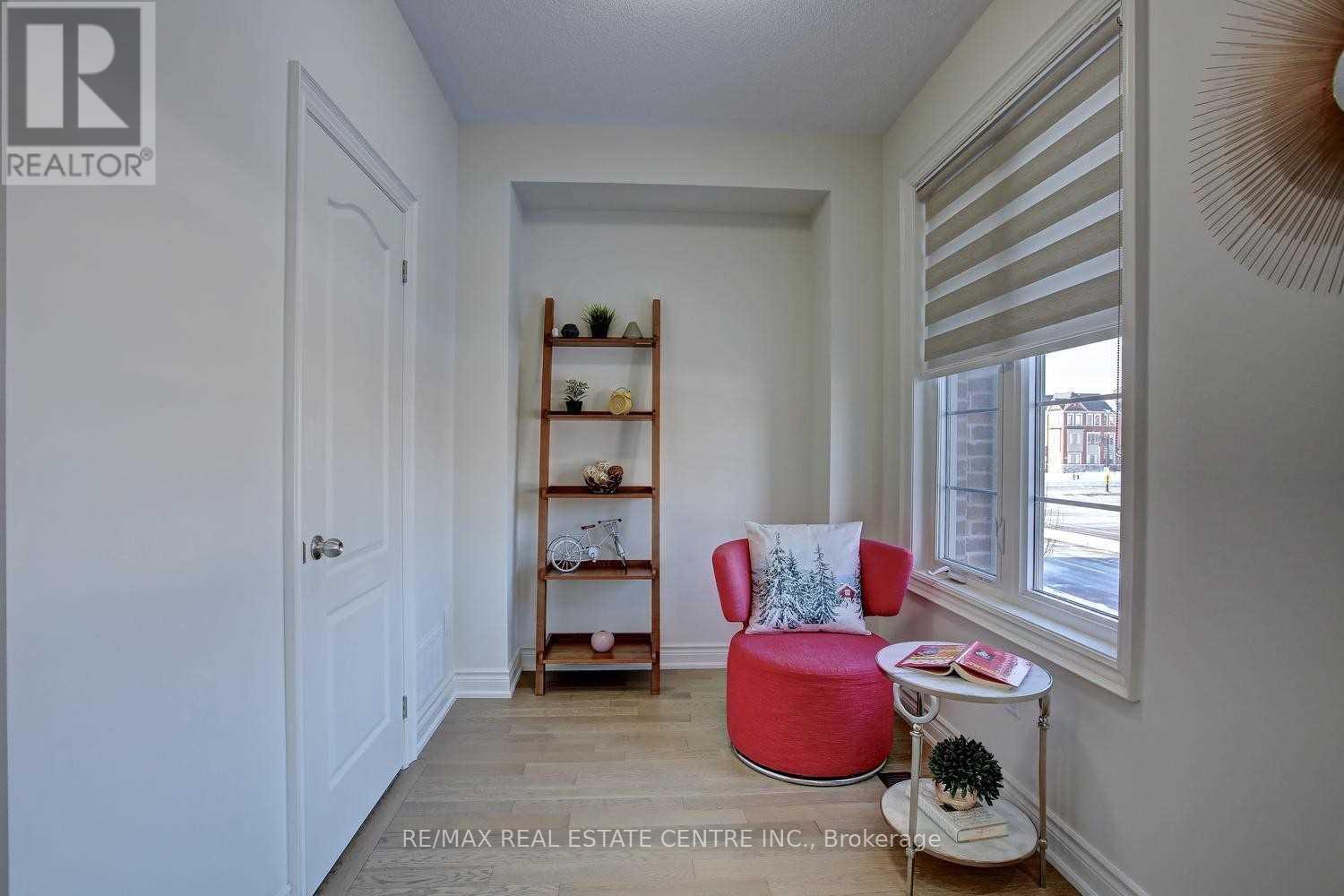 396 Rivermont Road, Brampton, Ontario  L6Y 6G5 - Photo 7 - W12460657