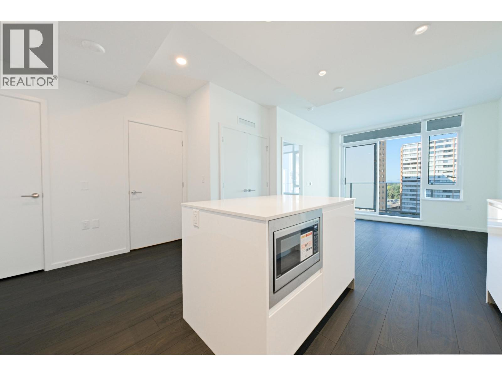 762 6600 Minoru Boulevard, Richmond, British Columbia  V6Y 0N3 - Photo 10 - R3055031