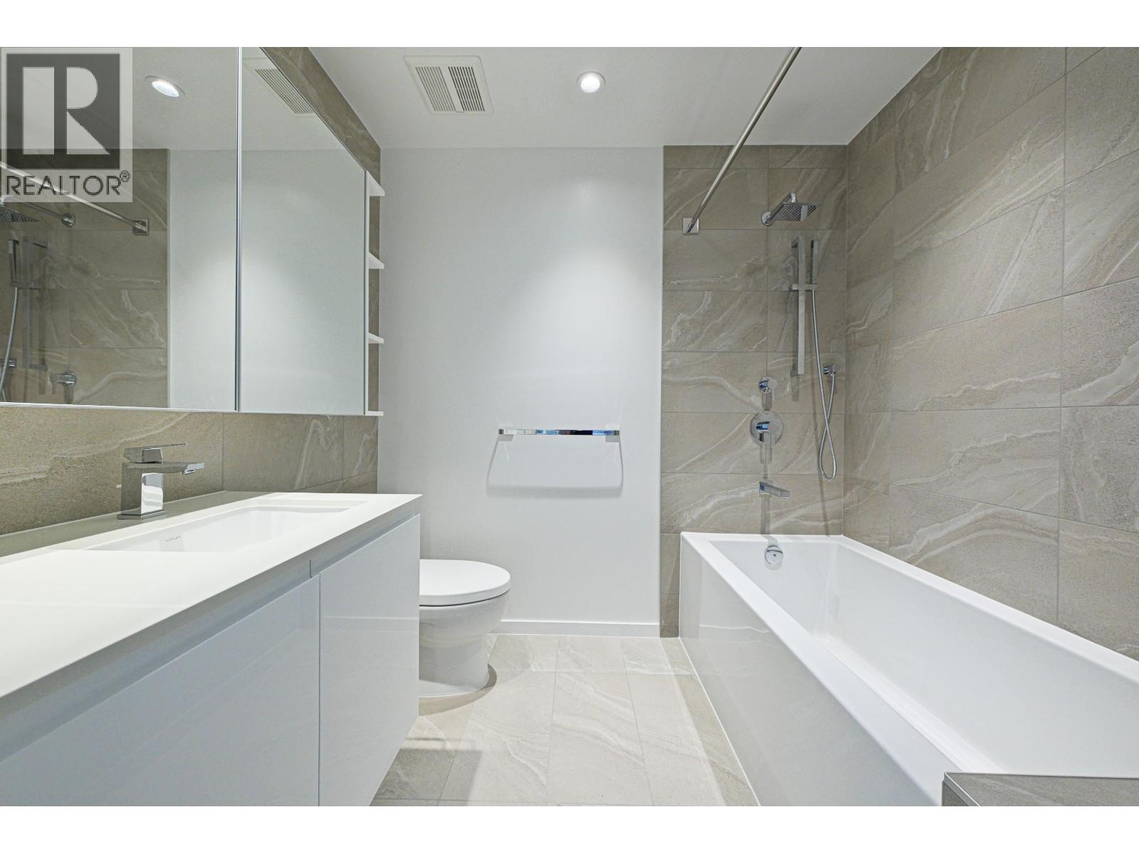 762 6600 Minoru Boulevard, Richmond, British Columbia  V6Y 0N3 - Photo 17 - R3055031