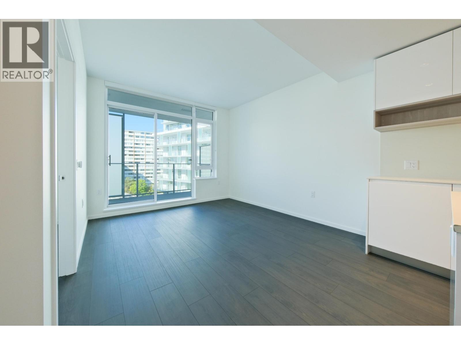 762 6600 Minoru Boulevard, Richmond, British Columbia  V6Y 0N3 - Photo 4 - R3055031