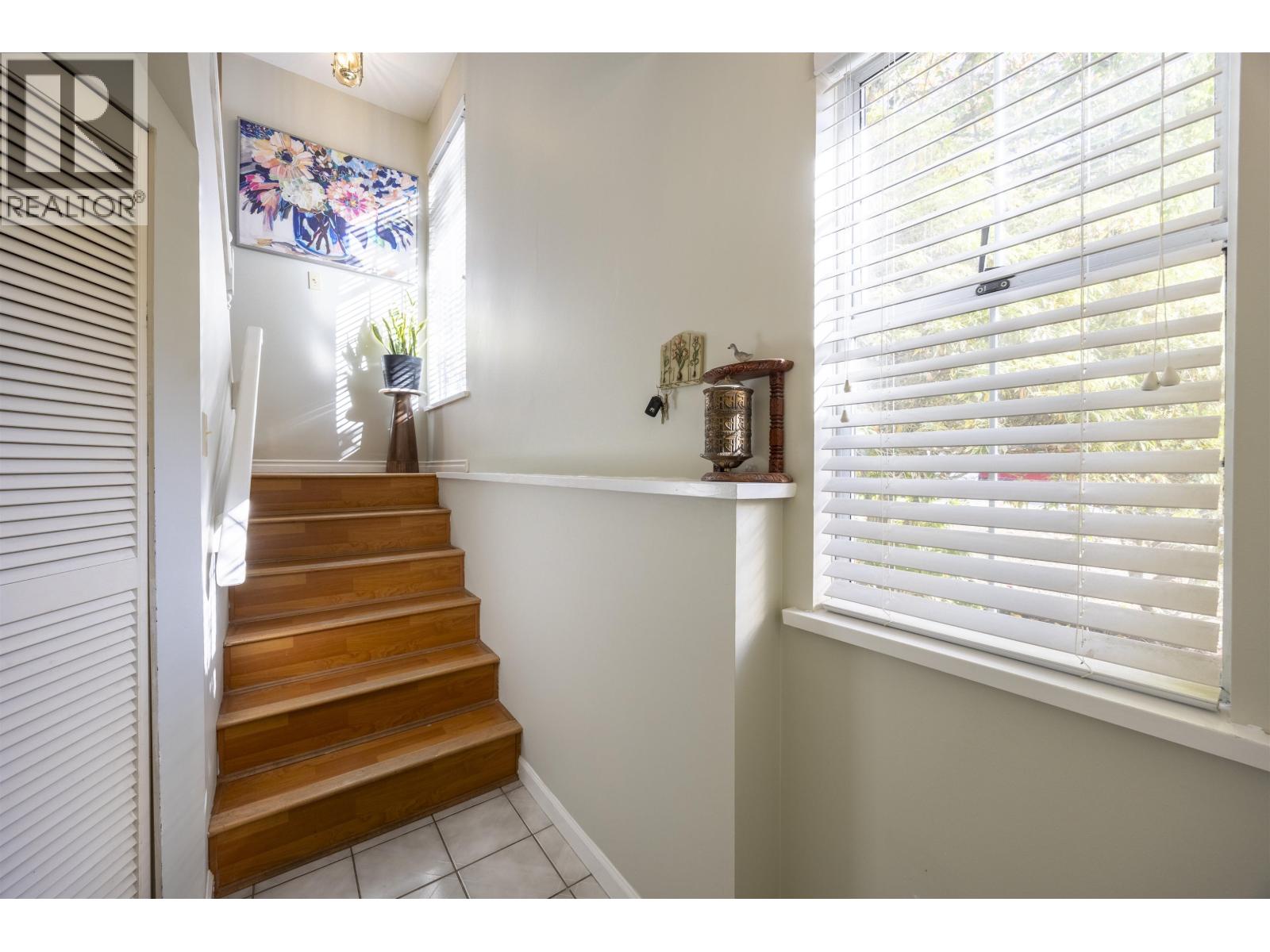 180 100 Laval Street, Coquitlam, British Columbia  V3K 6N2 - Photo 3 - R3058403