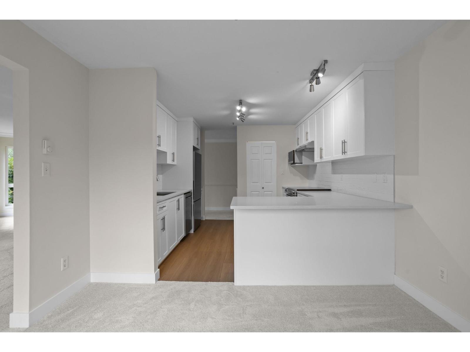 201 3172 Gladwin Road, Abbotsford, British Columbia  V2T 5T3 - Photo 13 - R3047941