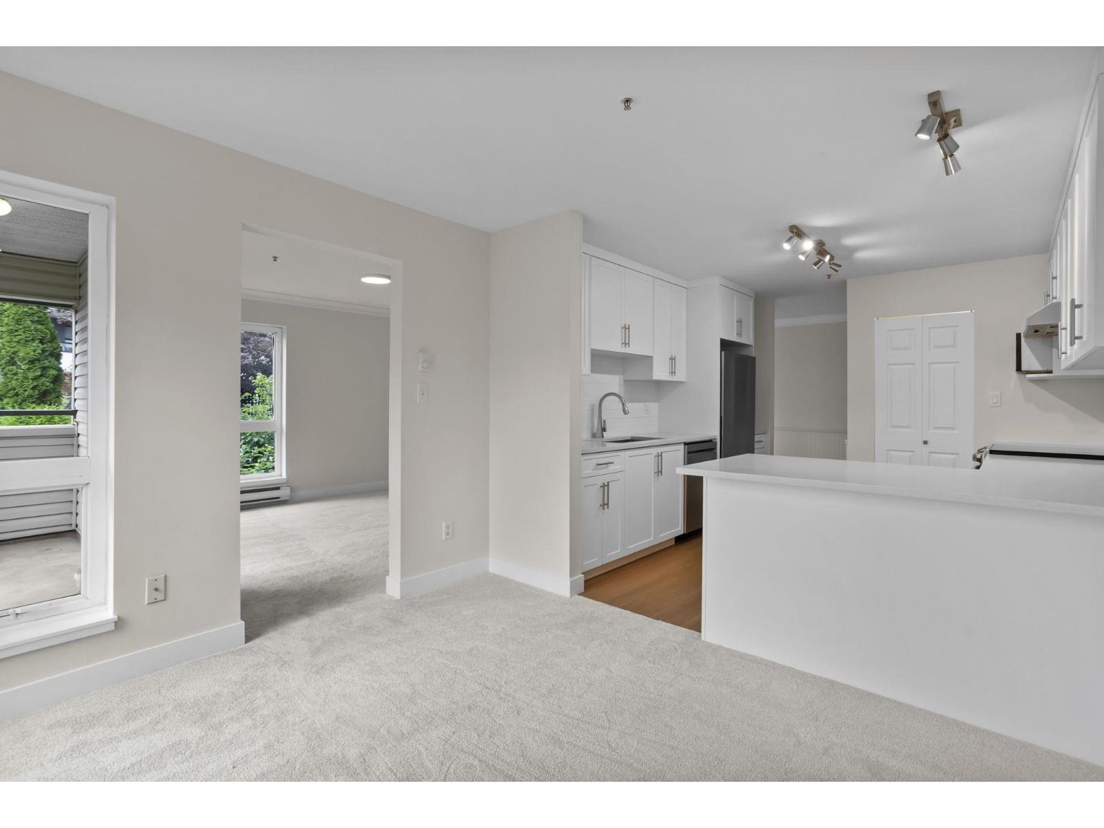 201 3172 Gladwin Road, Abbotsford, British Columbia  V2T 5T3 - Photo 14 - R3047941