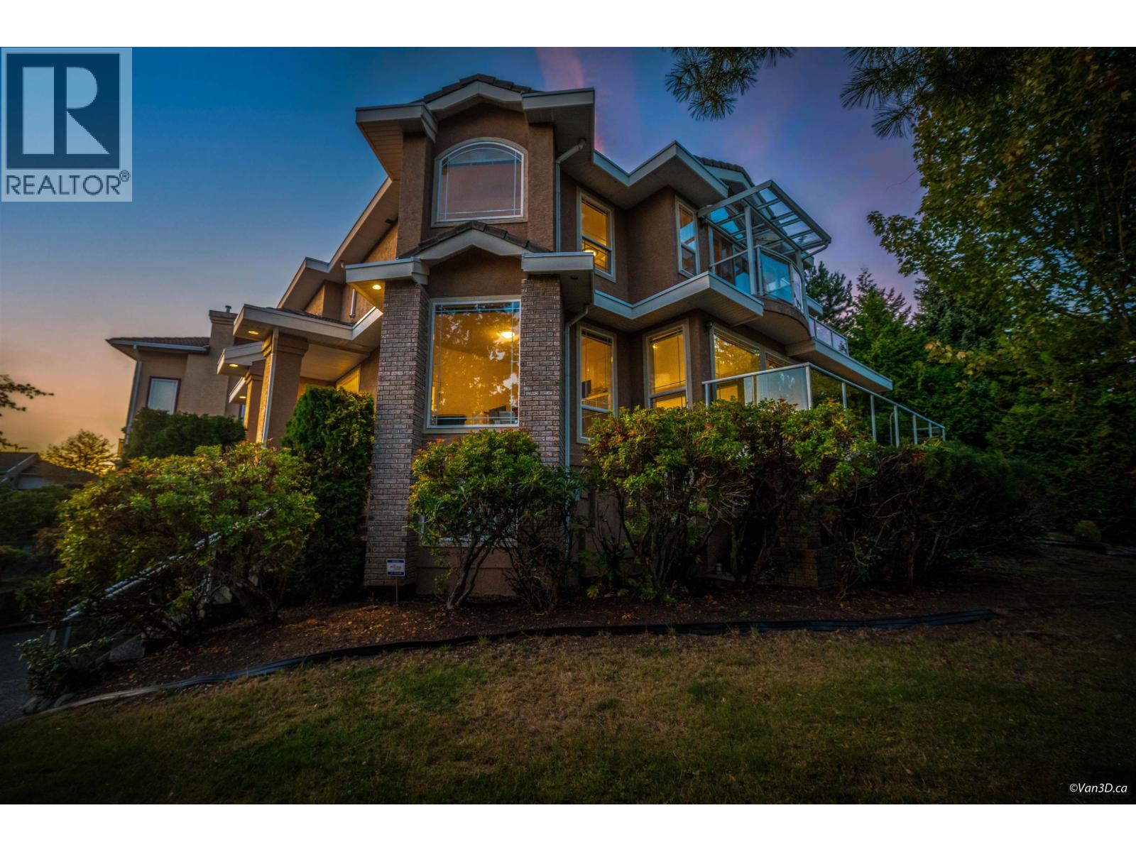 2599 Diamond Crescent, Coquitlam, British Columbia  V3E 2Z3 - Photo 2 - R3053763