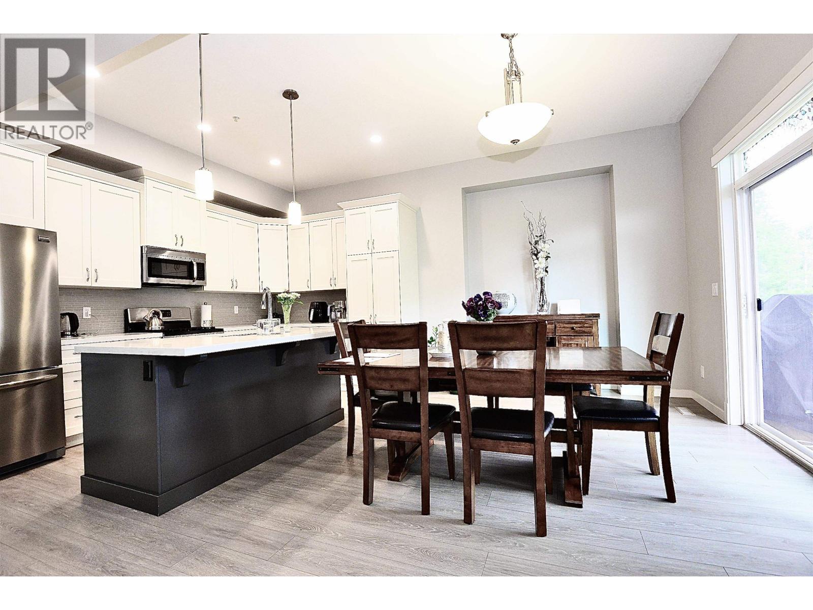 24442 113 Avenue, Maple Ridge, British Columbia  V2W 5H5 - Photo 5 - R3058139