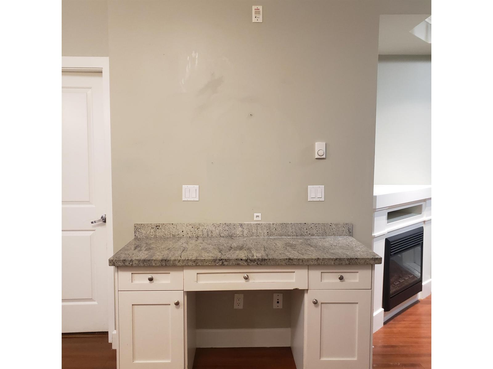 113 13897 Fraser Highway, Surrey, British Columbia  V3T 4E6 - Photo 3 - R3058229