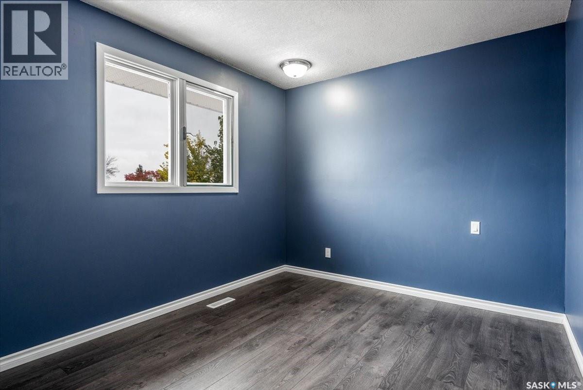 27 Melville Avenue, Regina, Saskatchewan  S4T 7H5 - Photo 24 - SK020850
