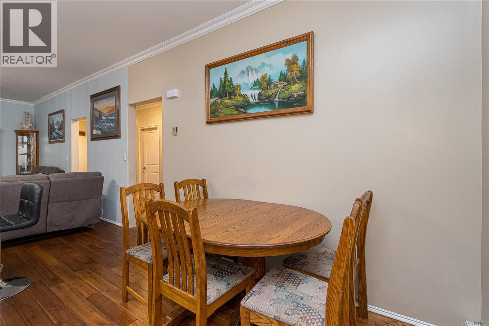 3015 Quadra St, Victoria, British Columbia  V8T 4G2 - Photo 9 - 1017189