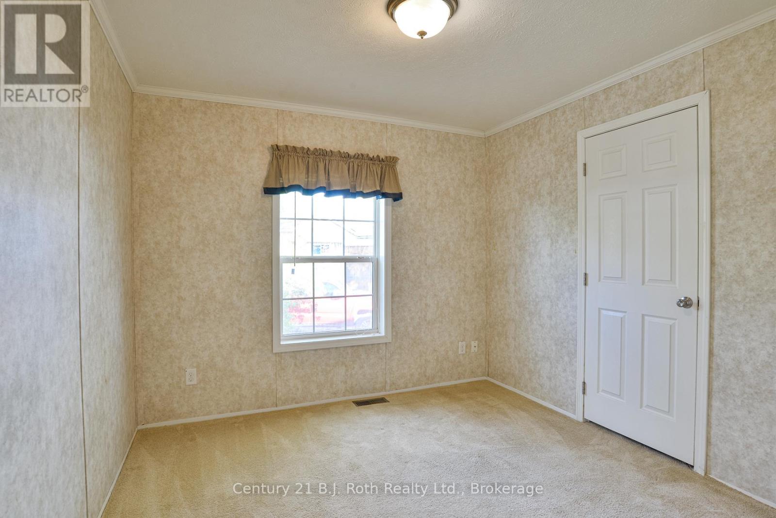 200 - 580 West Street S, Orillia, Ontario  L3V 6L8 - Photo 14 - S12462069