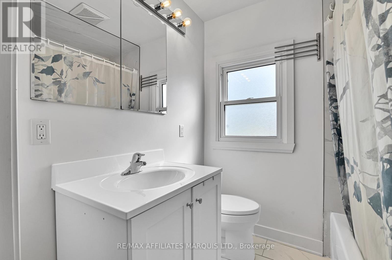 1006 Second Street E, Cornwall, Ontario  K6H 2A9 - Photo 16 - X12462086