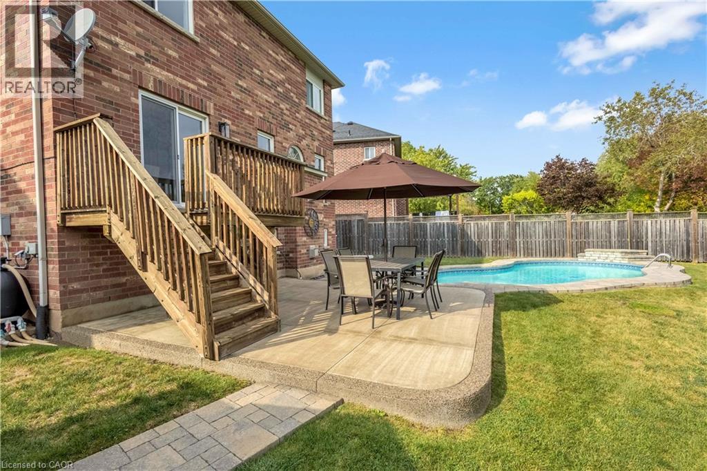 2403 Whitehorn Drive, Burlington, Ontario  L7L 7N4 - Photo 45 - 40778537