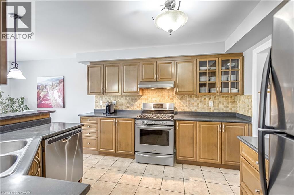 2403 Whitehorn Drive, Burlington, Ontario  L7L 7N4 - Photo 9 - 40778537