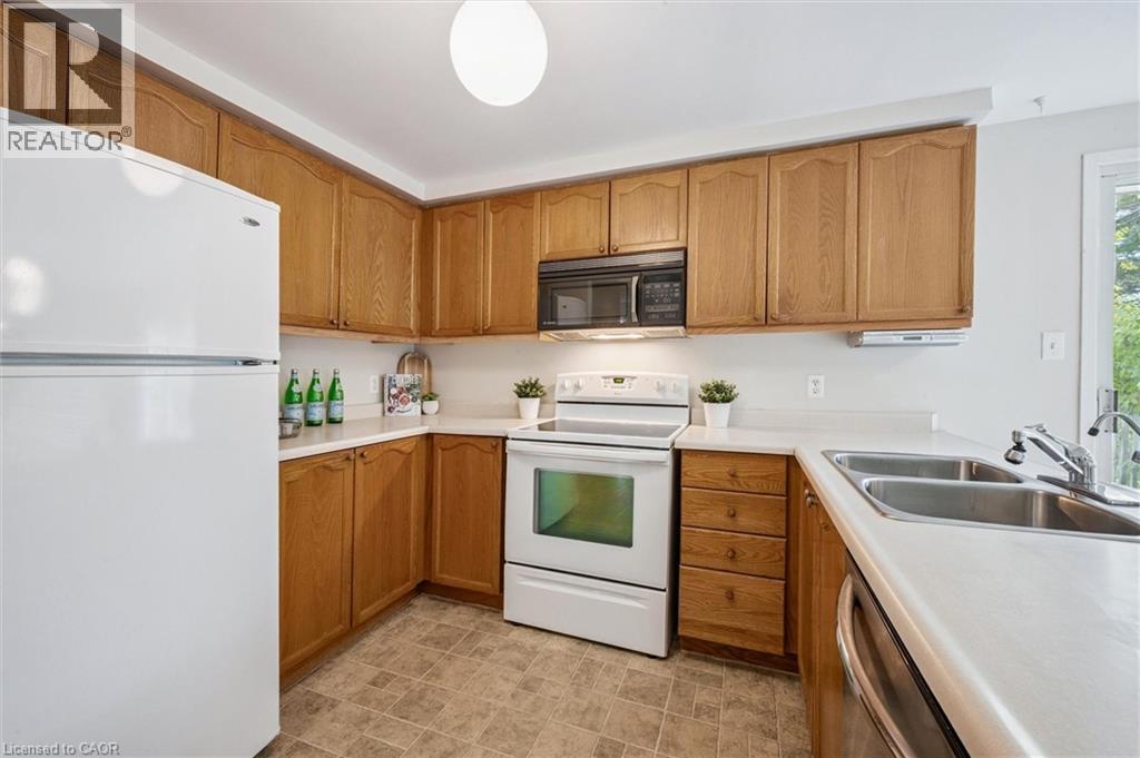 116 Erinbrook Drive, Kitchener, Ontario  N2E 3C4 - Photo 16 - 40777906