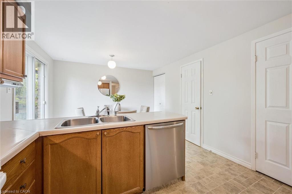 116 Erinbrook Drive, Kitchener, Ontario  N2E 3C4 - Photo 17 - 40777906