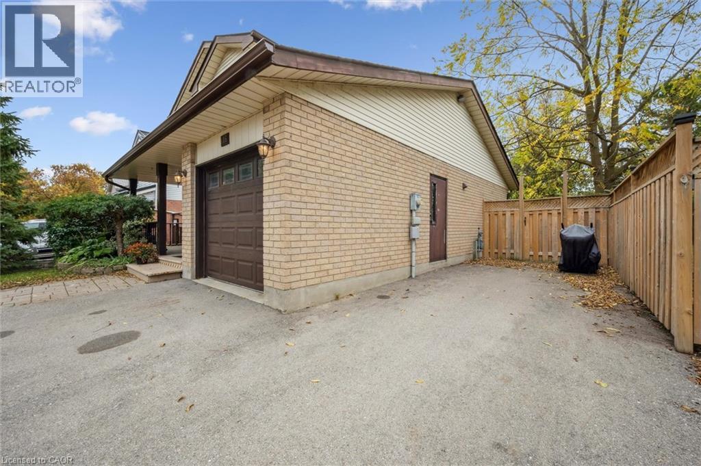 116 Erinbrook Drive, Kitchener, Ontario  N2E 3C4 - Photo 33 - 40777906