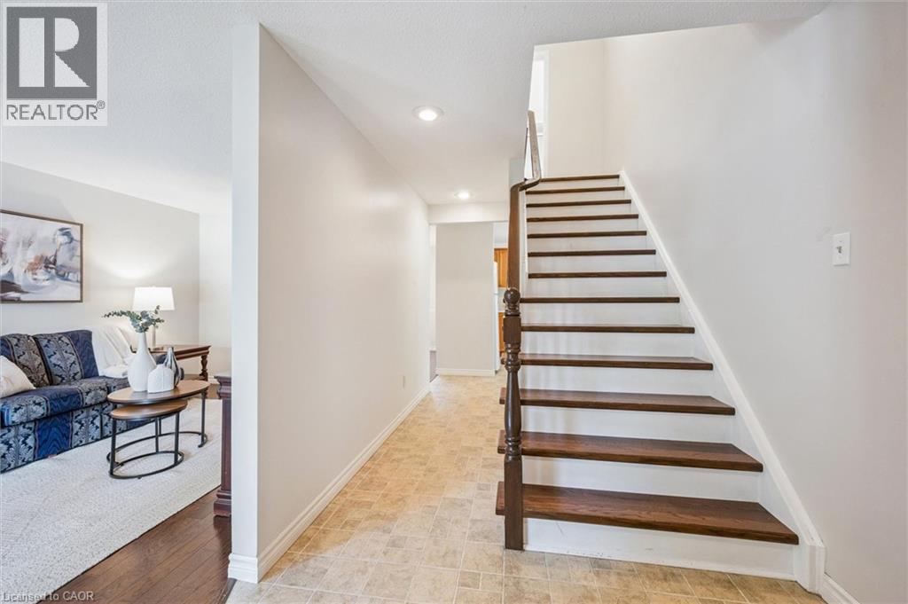 116 Erinbrook Drive, Kitchener, Ontario  N2E 3C4 - Photo 8 - 40777906