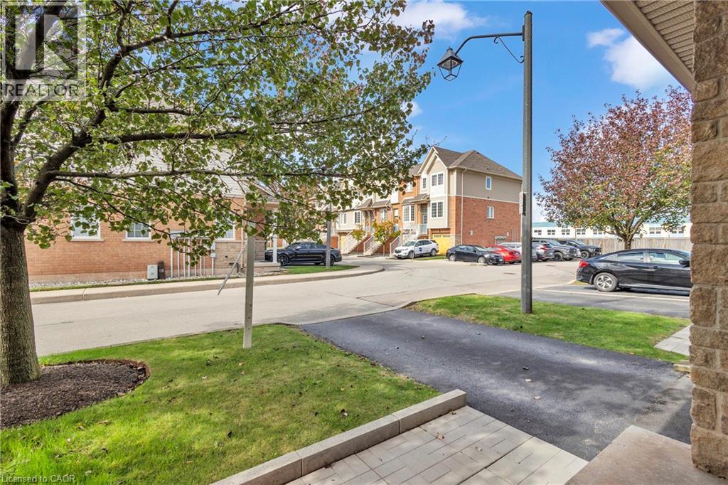170 Dewitt Road Unit# 30, Hamilton, Ontario  L8E 0B4 - Photo 4 - 40777149
