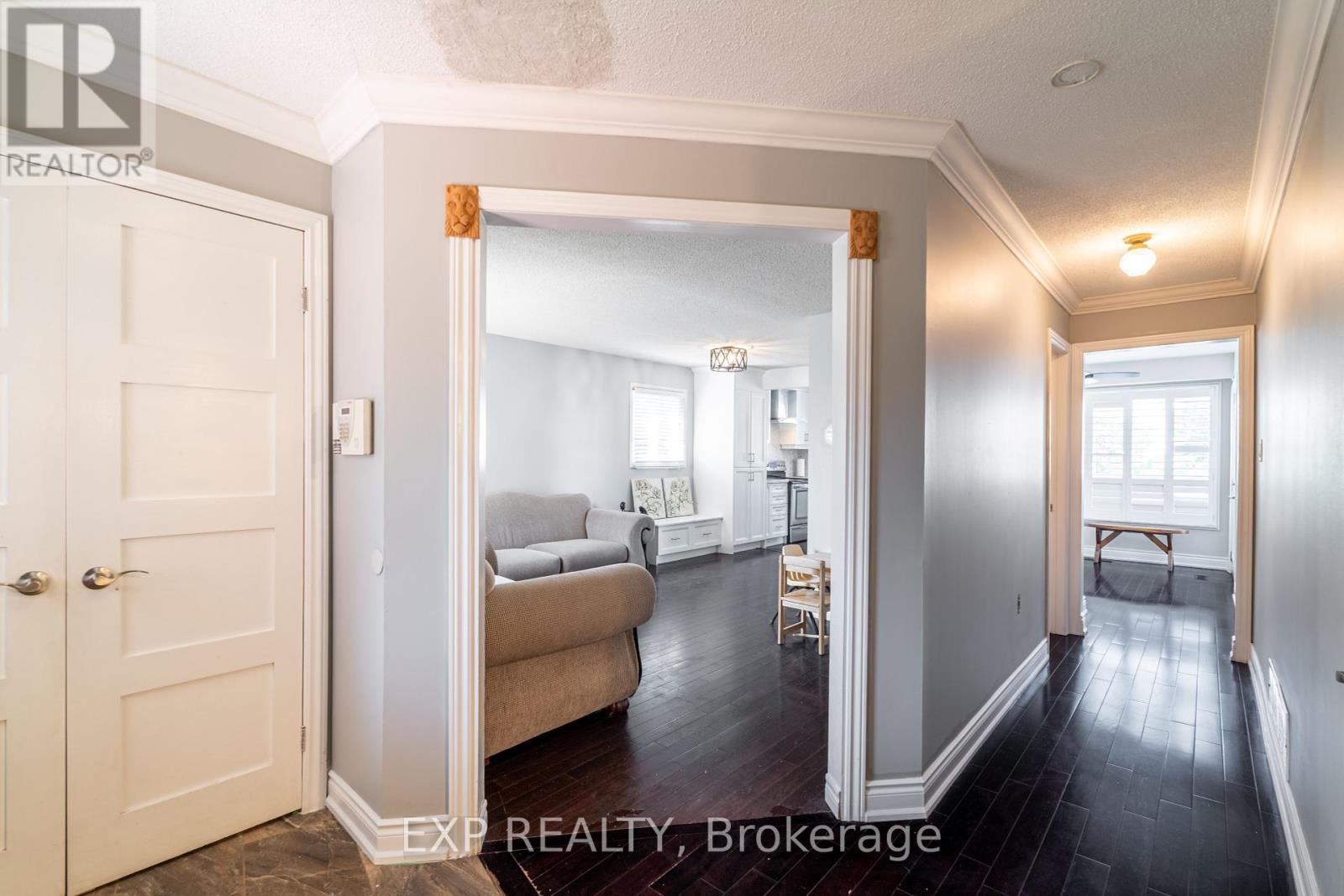 12 Empson Court, Ajax, Ontario  L1S 3Y3 - Photo 3 - E12461776