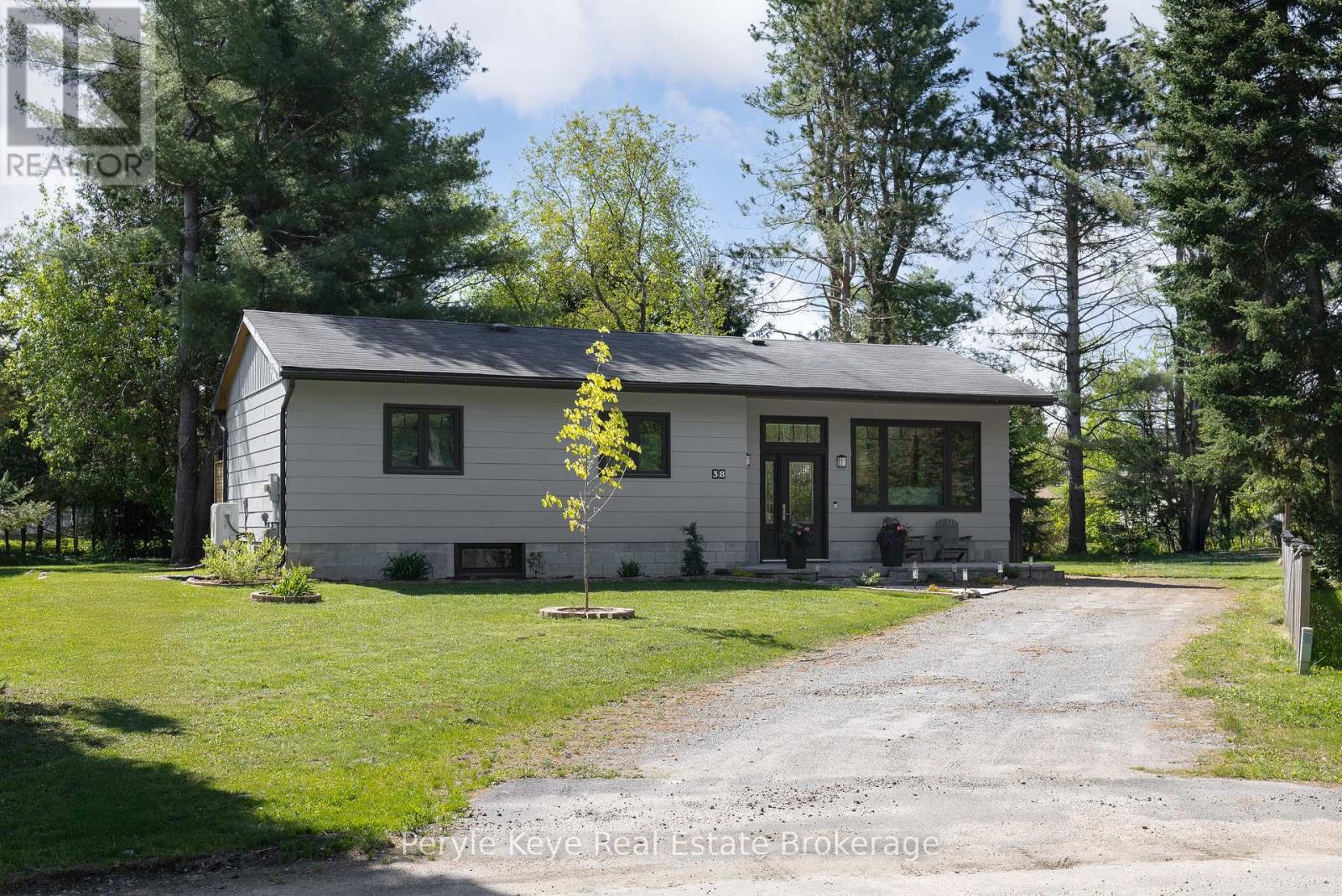 38 Andrea Drive, Bracebridge, Ontario  P1L 1C5 - Photo 48 - X12462078