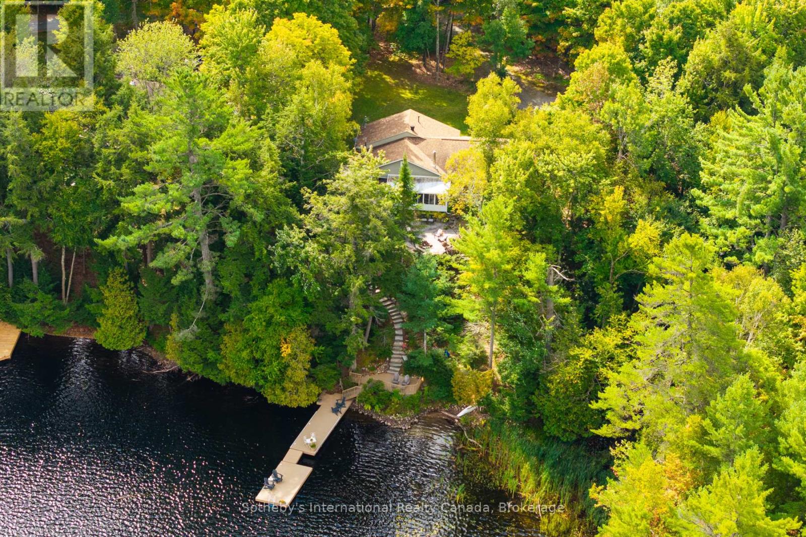 20 Fish Rock Road, Huntsville, Ontario  P1H 2N5 - Photo 5 - X12462088