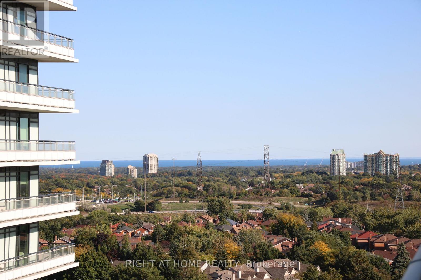 1210 - 4675 Metcalfe Avenue, Mississauga, Ontario  L5M 0Z8 - Photo 3 - W12358825