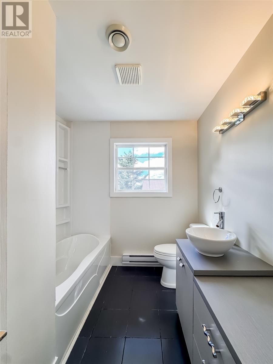 25 Eagle Road, Burin Bay Arm, Newfoundland & Labrador  A0E 1G0 - Photo 11 - 1291471