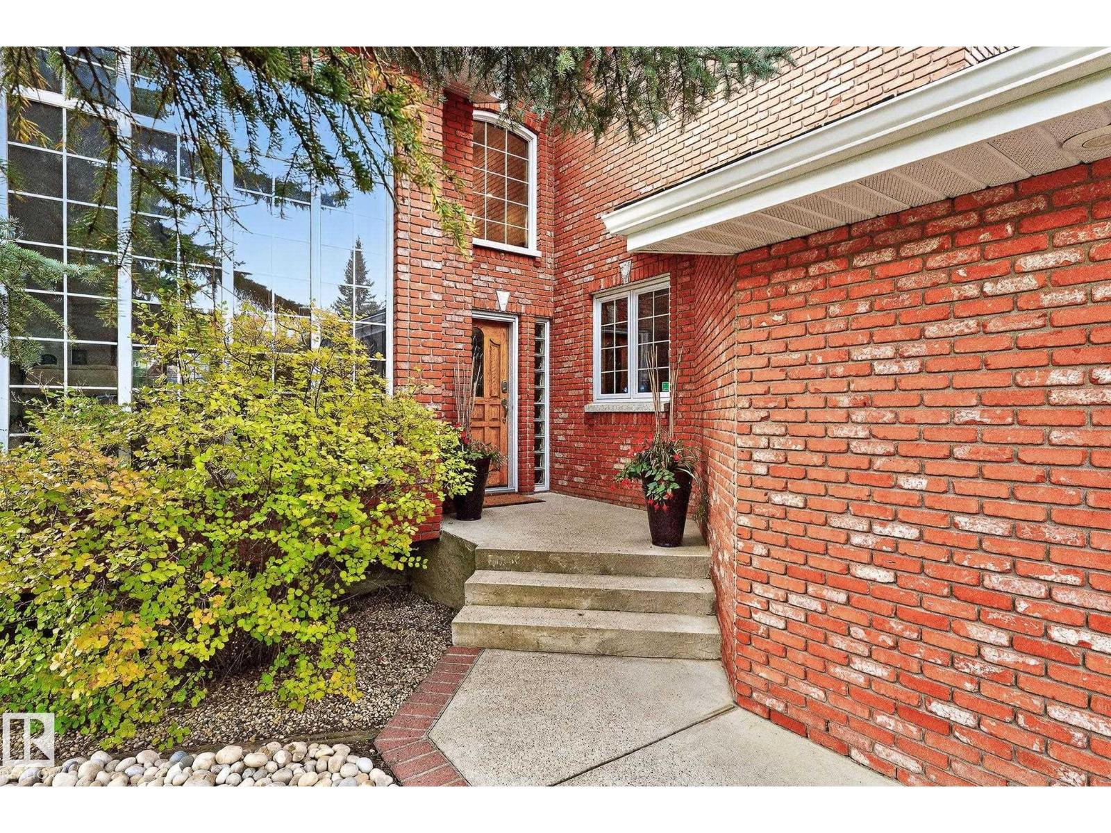 337 Weber Wy Nw, Edmonton, Alberta  T6M 2H3 - Photo 3 - E4462092