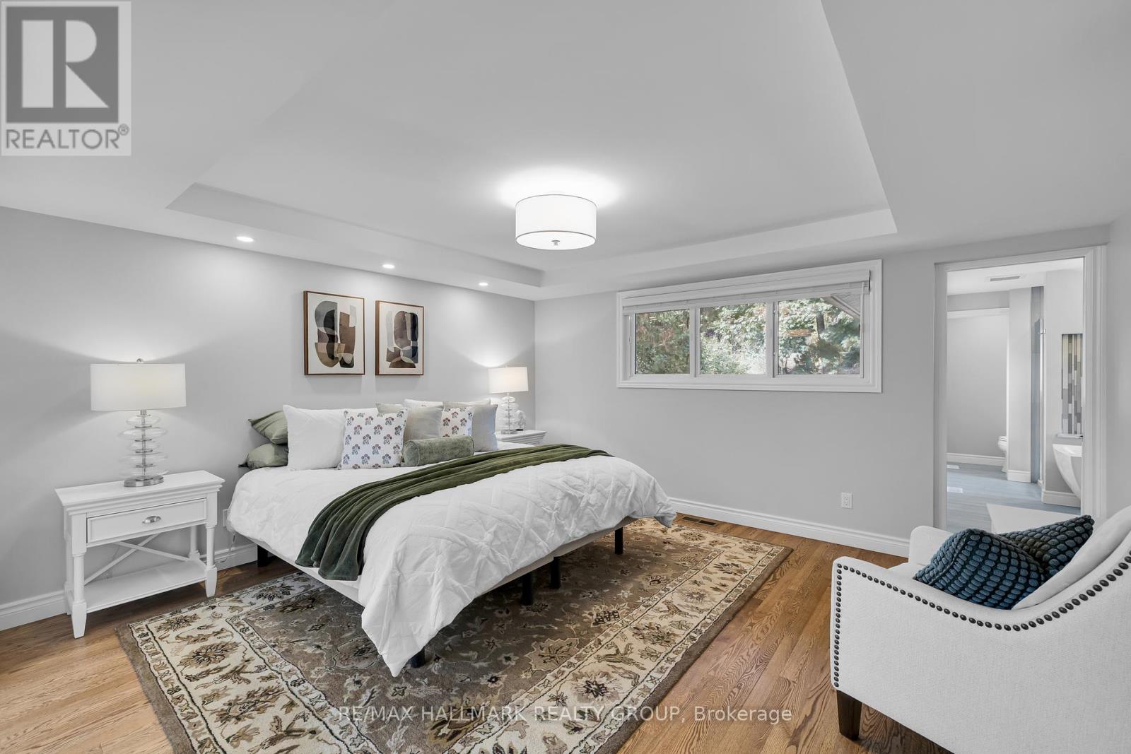 118 Queensline Drive, Ottawa, Ontario  K2H 7J5 - Photo 19 - X12462048
