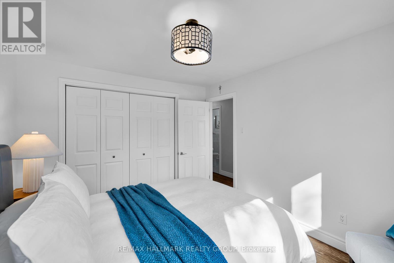 118 Queensline Drive, Ottawa, Ontario  K2H 7J5 - Photo 30 - X12462048
