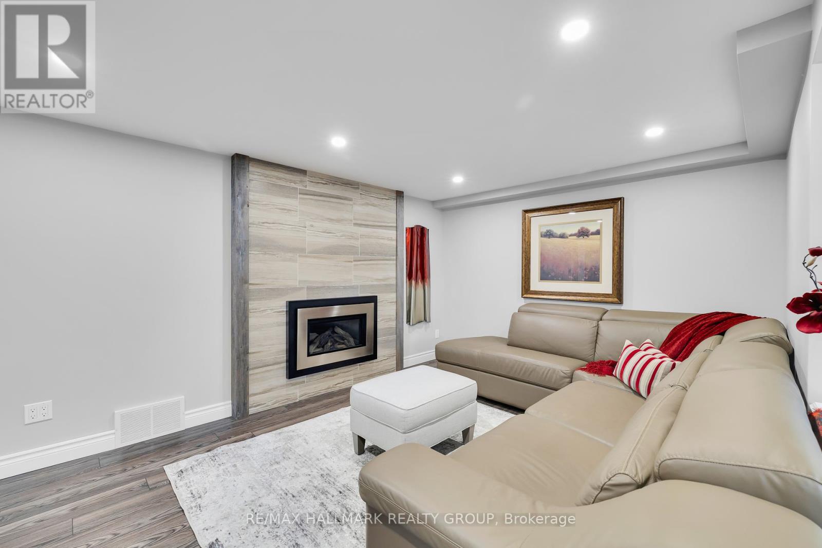 118 Queensline Drive, Ottawa, Ontario  K2H 7J5 - Photo 35 - X12462048