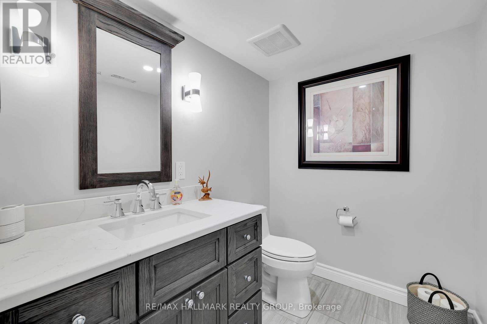 118 Queensline Drive, Ottawa, Ontario  K2H 7J5 - Photo 41 - X12462048