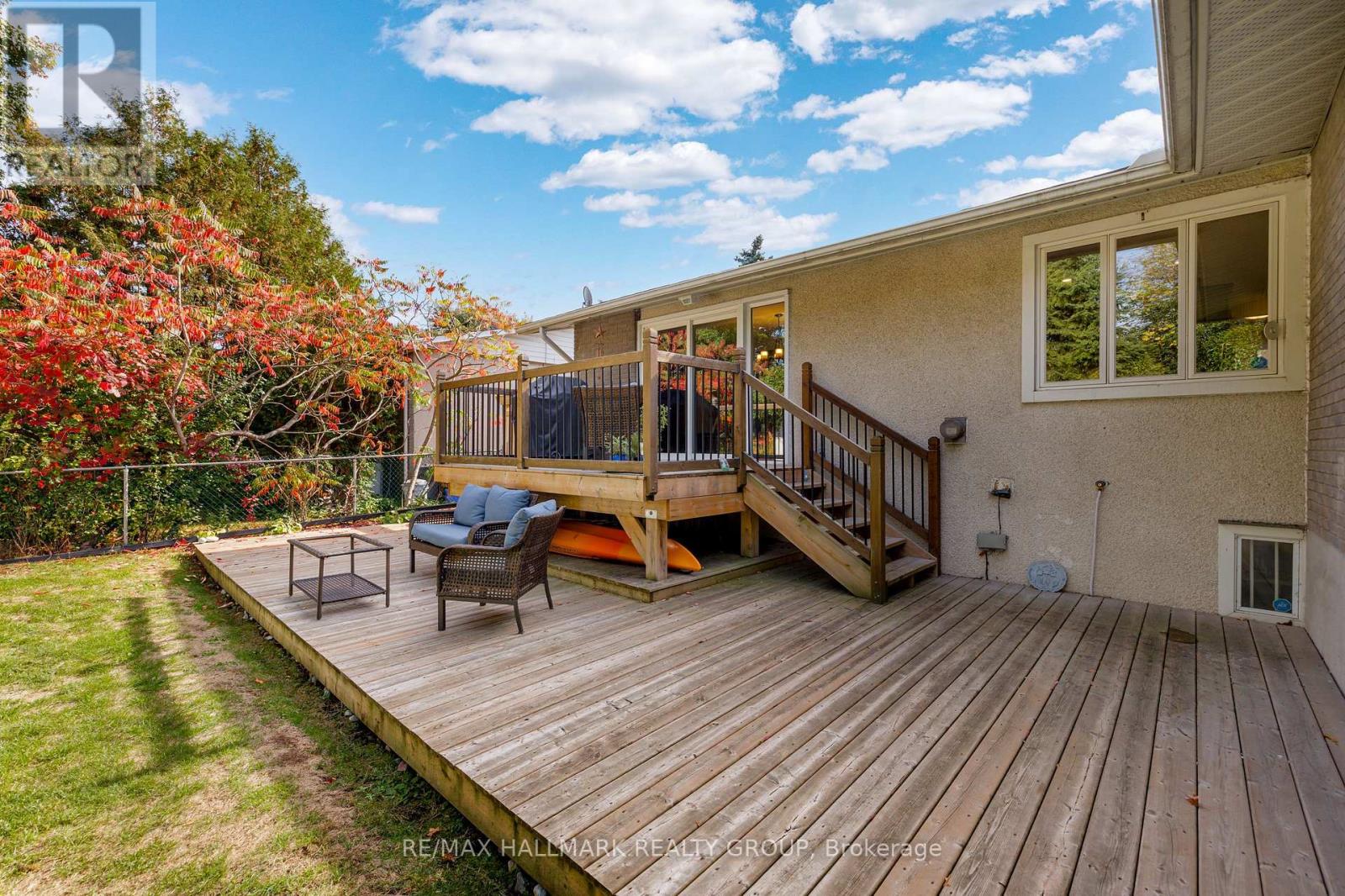 118 Queensline Drive, Ottawa, Ontario  K2H 7J5 - Photo 44 - X12462048