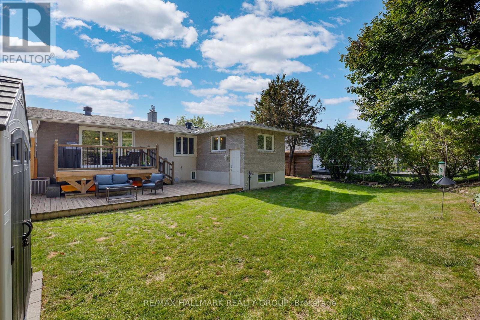 118 Queensline Drive, Ottawa, Ontario  K2H 7J5 - Photo 47 - X12462048