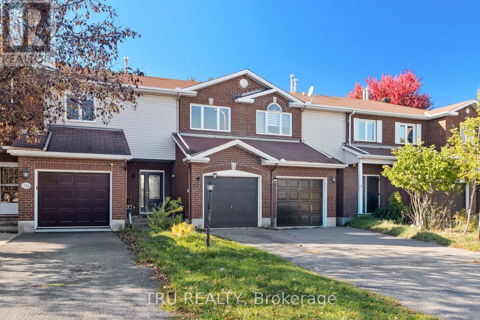 244 STONEWAY DRIVE, Ottawa, Ontario