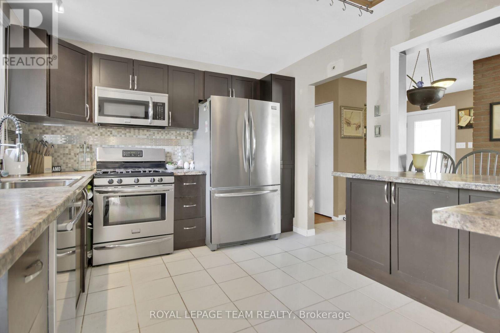 64 Owlshead Road, Ottawa, Ontario  K0A 3P0 - Photo 18 - X12462079