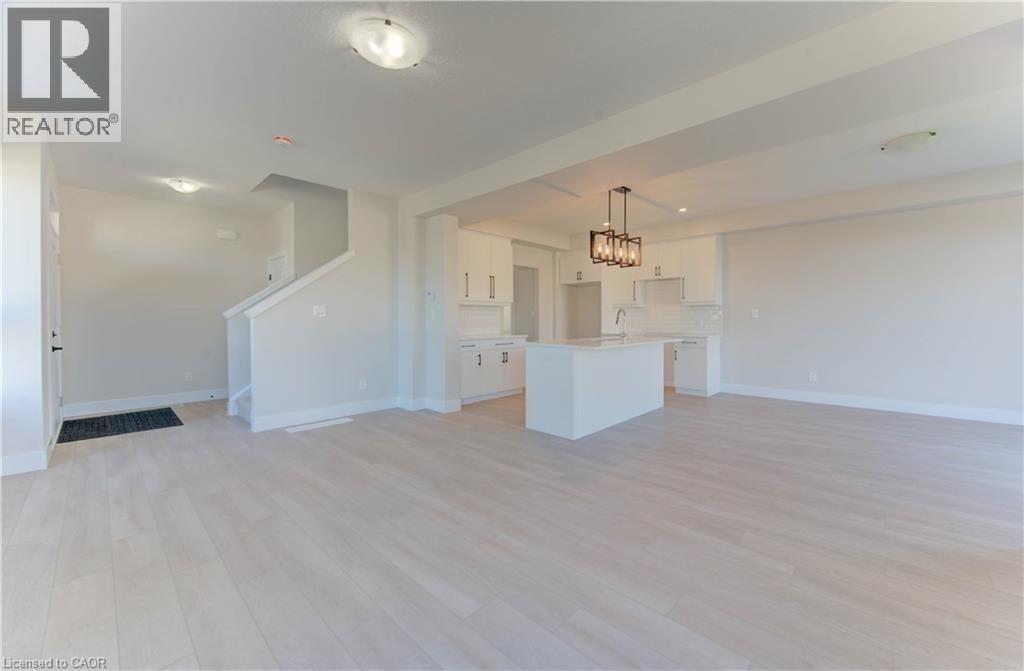 171 Otterbein Road, Kitchener, Ontario  N2B 0A8 - Photo 6 - 40779021
