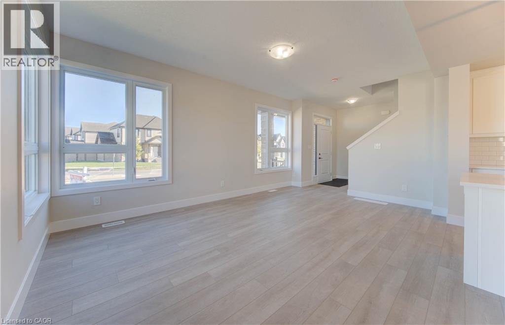 171 Otterbein Road, Kitchener, Ontario  N2B 0A8 - Photo 8 - 40779021