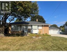 61 SEMENYN AVENUE, Chatham, Ontario