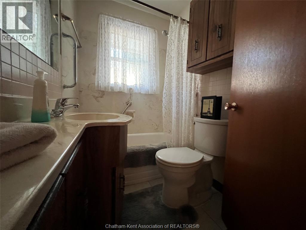 61 Semenyn Avenue, Chatham, Ontario  N7L 3R7 - Photo 18 - 25019995