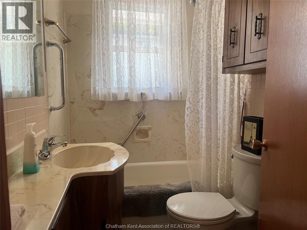 61 Semenyn Avenue, Chatham, Ontario  N7L 3R7 - Photo 17 - 25019995