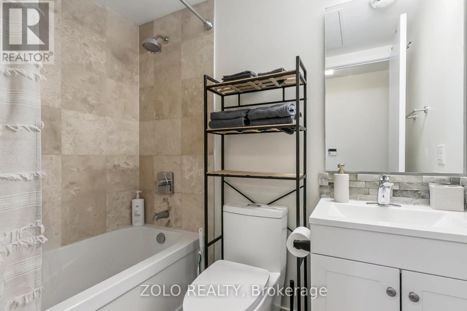 3410 - 14 York Street, Toronto, Ontario  M5J 0B1 - Photo 13 - C12461906
