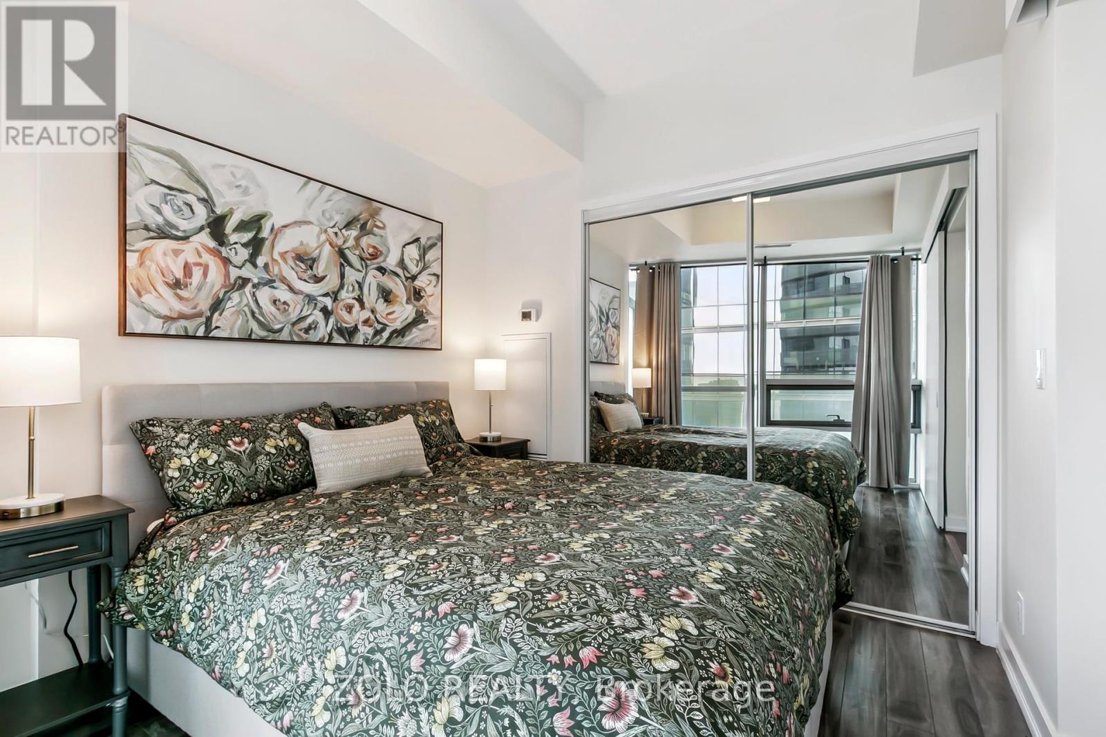 3410 - 14 York Street, Toronto, Ontario  M5J 0B1 - Photo 7 - C12461906