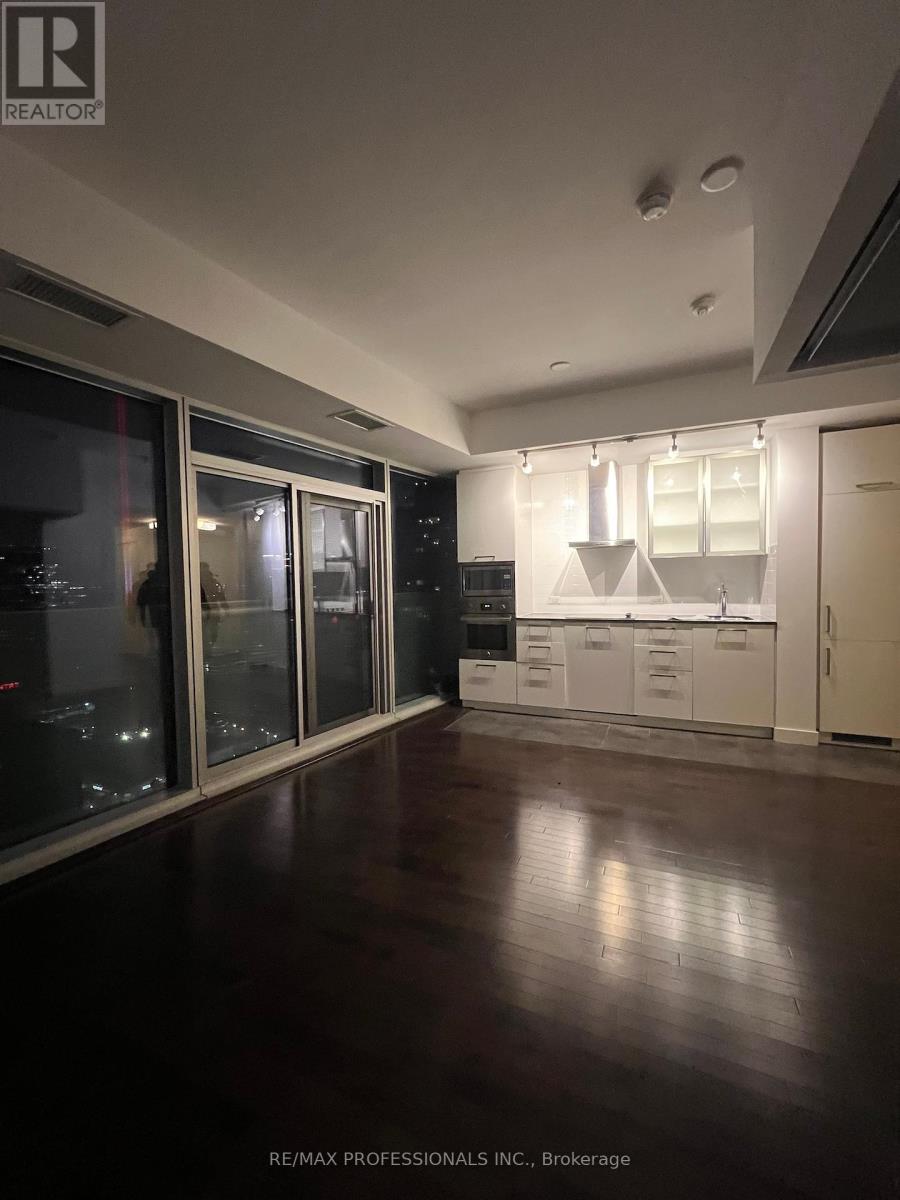 3506 - 12 York Street, Toronto, Ontario  M5J 2Z2 - Photo 9 - C12461908