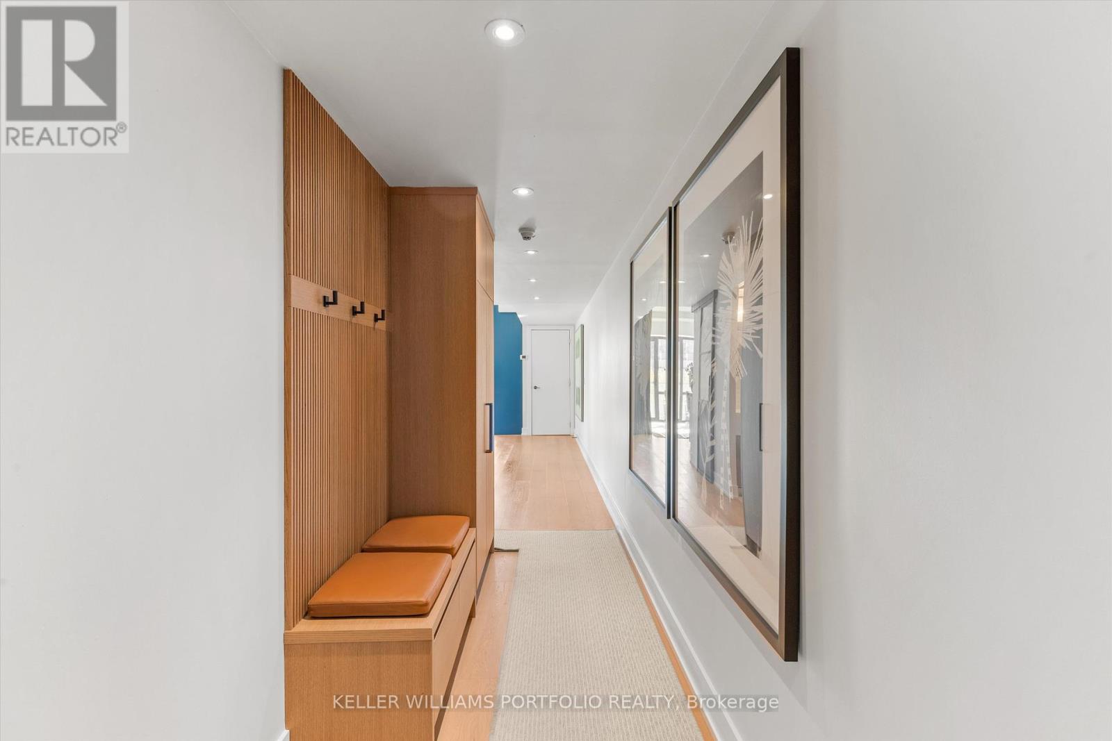 930 - 55 Stewart Street, Toronto, Ontario  M5V 2V1 - Photo 2 - C12461922