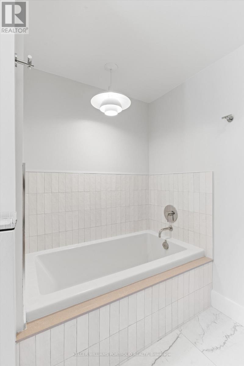 930 - 55 Stewart Street, Toronto, Ontario  M5V 2V1 - Photo 27 - C12461922